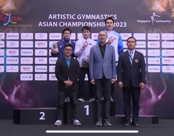 体操亚锦赛，兰星宇、邱祺缘摘金