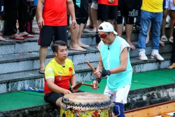 苏炳添发令！梁家辉擂鼓！大湾区人扒龙船拼了
