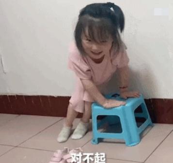 破防了！脑瘫女孩豆豆将上小学：我还以为人家不要我呢