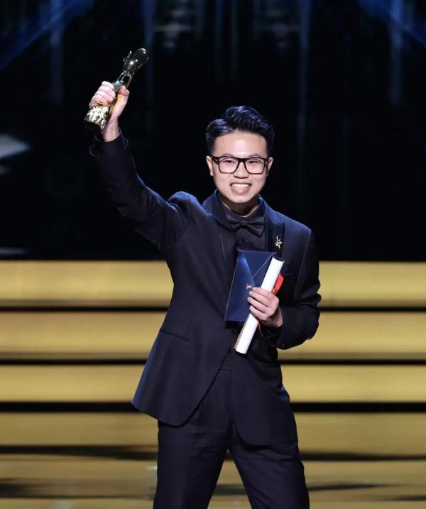 金爵奖揭晓！胡歌、大鹏拿下最佳男演员“双黄蛋”
