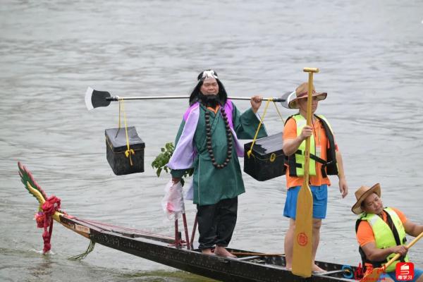 苏炳添发令!2023年广州国际龙舟邀请赛精彩瞬间,太燃啦! 苏炳添发令!2023年广州国际龙舟邀请赛精彩瞬间,太燃啦!