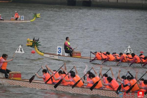 苏炳添发令!2023年广州国际龙舟邀请赛精彩瞬间,太燃啦! 苏炳添发令!2023年广州国际龙舟邀请赛精彩瞬间,太燃啦!