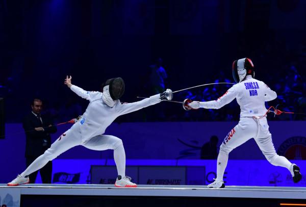 击剑亚洲锦标赛:中国香港选手江旻憓夺冠 击剑亚洲锦标赛:中国香港选手江旻憓夺冠