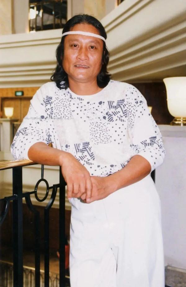 痛心！著名歌手离世，他唱的歌曲家喻户晓