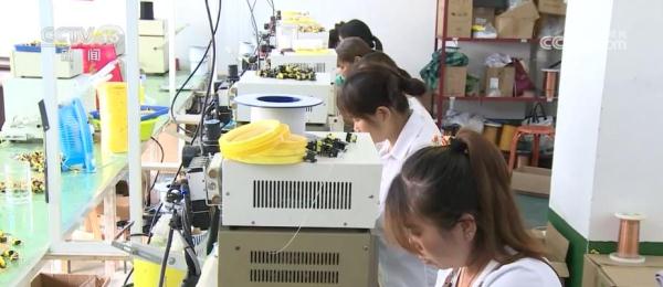 我国企业承接服务外包稳步增长 累计吸纳从业人员1523.5万人