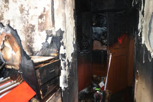 厦门一小区起火,他们这样做在火场逃过一劫…… 厦门一小区起火,他们这样做在火场逃过一劫……