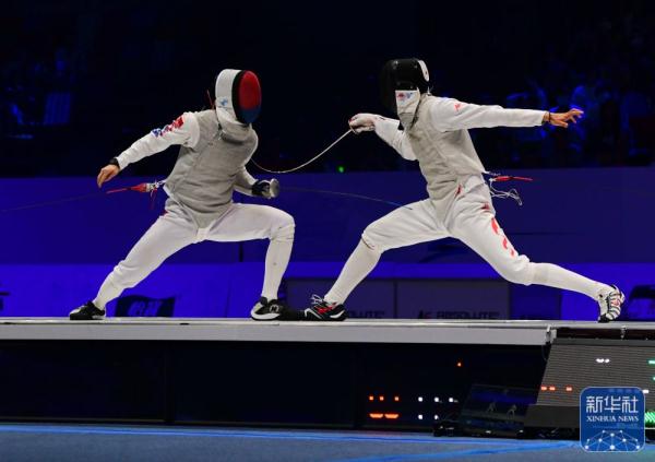 击剑亚洲锦标赛｜莫梓维夺得男子花剑冠军