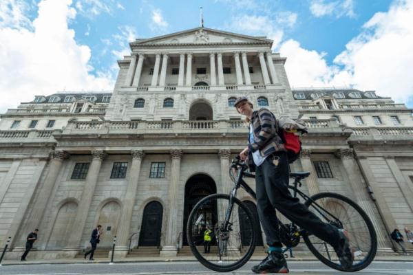 英国央行启动首次金融全行业流动性“压力测试” 英国央行启动首次金融全行业流动性“压力测试”