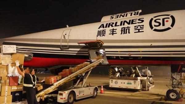 “618”货运忙:杭州机场单周货运量创历史同期新高 “618”货运忙:杭州机场单周货运量创历史同期新高