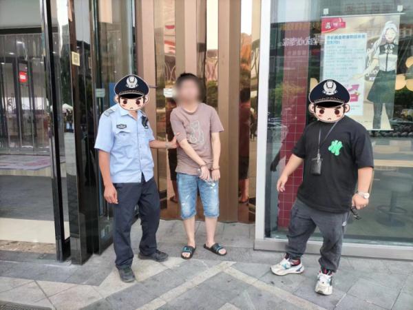 平洲小伙偷“刮刮乐”，民警一句话让他直呼：还好我没中奖！