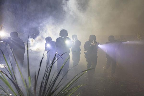 武警重庆总队机动支队利用野外驻训 严训实训增强本领