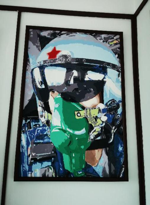 呼啸云海之巅，他们驾驶战机守卫祖国长空