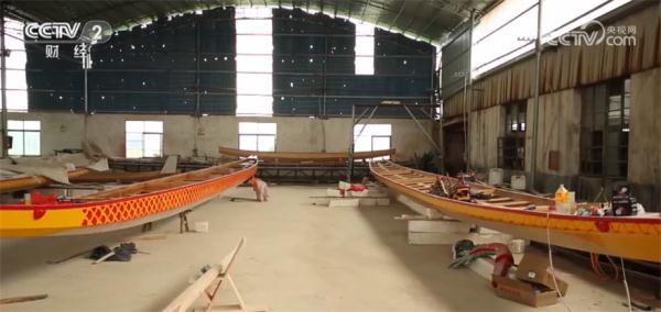 汨罗江畔传承龙舟文化 顺应需求创新工艺让龙舟产业迎来新机遇 汨罗江畔传承龙舟文化 顺应需求创新工艺让龙舟产业迎来新机遇