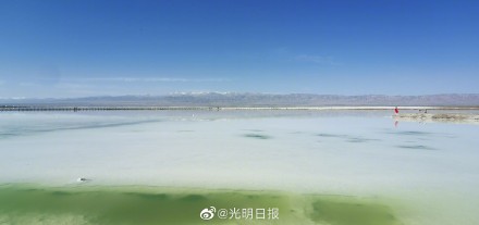初夏的茶卡盐湖有多美