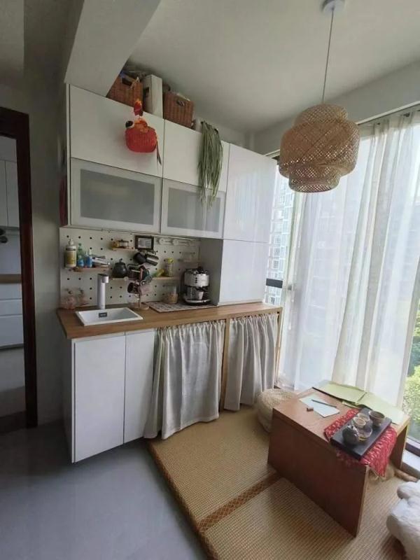 敲掉移门阳台变茶室!氛围感拉满 敲掉移门阳台变茶室!氛围感拉满