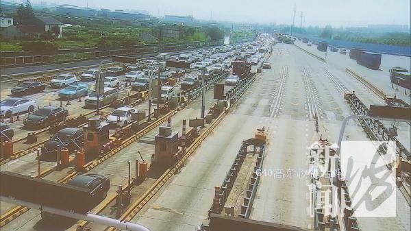 又见猪肝红!这些列车全部满员!上海始发车票只剩零星几张… 又见猪肝红!这些列车全部满员!上海始发车票只剩零星几张…