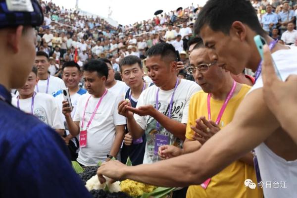 全国村BA揭幕战!贵州黔东南队VS甘肃临夏队 全国村BA揭幕战!贵州黔东南队VS甘肃临夏队