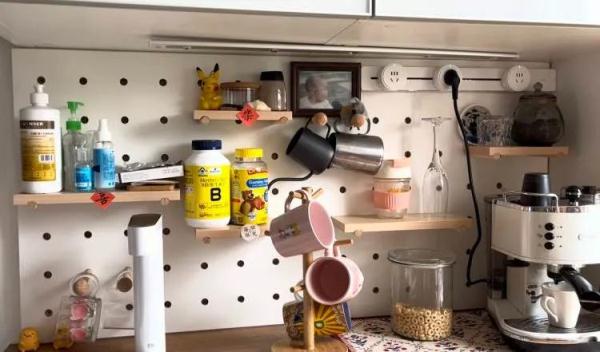 敲掉移门阳台变茶室!氛围感拉满 敲掉移门阳台变茶室!氛围感拉满