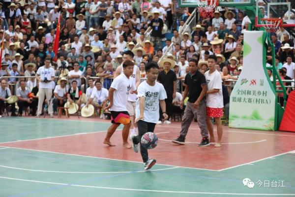 全国村BA揭幕战!贵州黔东南队VS甘肃临夏队 全国村BA揭幕战!贵州黔东南队VS甘肃临夏队