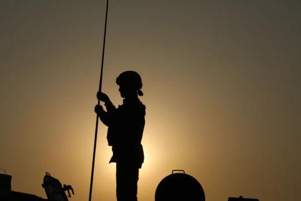 装甲驾驶特级！这个女兵真不简单