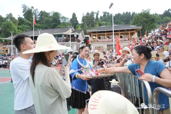 全国村BA揭幕战!贵州黔东南队VS甘肃临夏队 全国村BA揭幕战!贵州黔东南队VS甘肃临夏队
