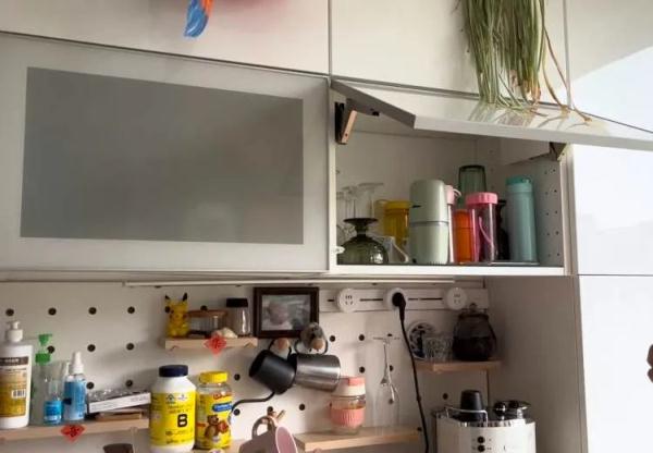 敲掉移门阳台变茶室!氛围感拉满 敲掉移门阳台变茶室!氛围感拉满