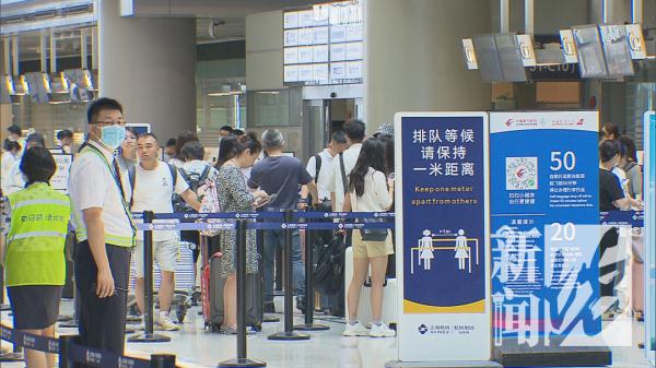 又见猪肝红!这些列车全部满员!上海始发车票只剩零星几张… 又见猪肝红!这些列车全部满员!上海始发车票只剩零星几张…