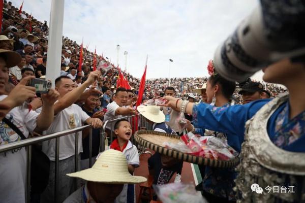 全国村BA揭幕战!贵州黔东南队VS甘肃临夏队 全国村BA揭幕战!贵州黔东南队VS甘肃临夏队