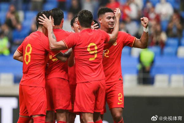 武磊蒋光太破门 中国男足2-0战胜巴勒斯坦队 武磊蒋光太破门 中国男足2-0战胜巴勒斯坦队