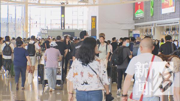 又见猪肝红!这些列车全部满员!上海始发车票只剩零星几张… 又见猪肝红!这些列车全部满员!上海始发车票只剩零星几张…