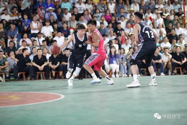 全国村BA揭幕战!贵州黔东南队VS甘肃临夏队 全国村BA揭幕战!贵州黔东南队VS甘肃临夏队