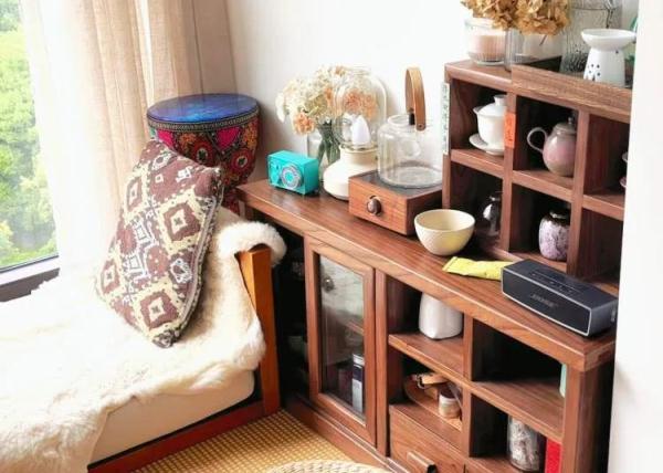 敲掉移门阳台变茶室!氛围感拉满 敲掉移门阳台变茶室!氛围感拉满