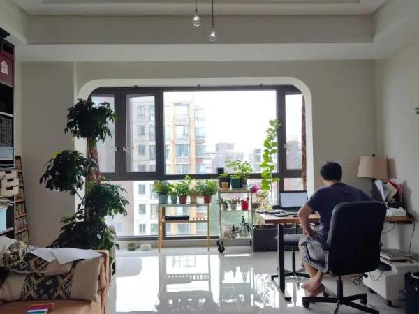 敲掉移门阳台变茶室!氛围感拉满 敲掉移门阳台变茶室!氛围感拉满