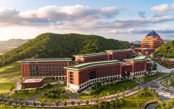 历时5年！深圳这所高校全面建成！