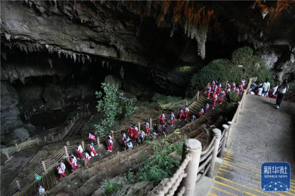 贵州毕节：洞穴研学让旅途变成“行走的课堂”