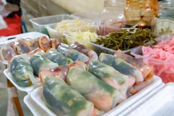 想体验15℃的夏天？来坐这条“避暑高铁”