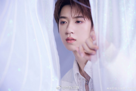 私生追贺峻霖到教室涉嫌侵权