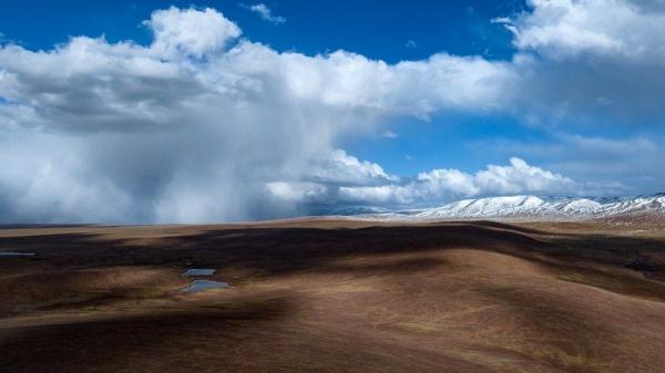 与太阳赛跑:巡山队穿越可可西里无人区的“汽车拉力赛” 与太阳赛跑:巡山队穿越可可西里无人区的“汽车拉力赛”