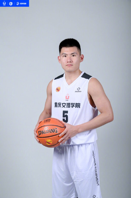 追逐梦想！重庆大学生球员王俣豪将参加CBA选秀
