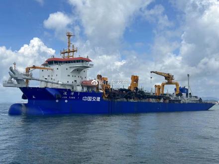 亚洲第一耙吸挖泥船“浚洋1”亮相惠州港