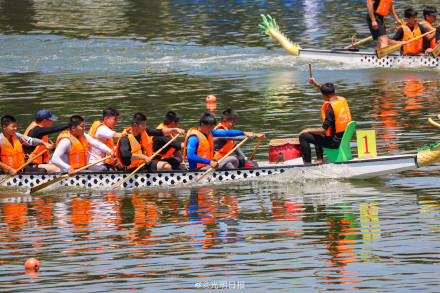 山东烟台龙舟竞技有多精彩