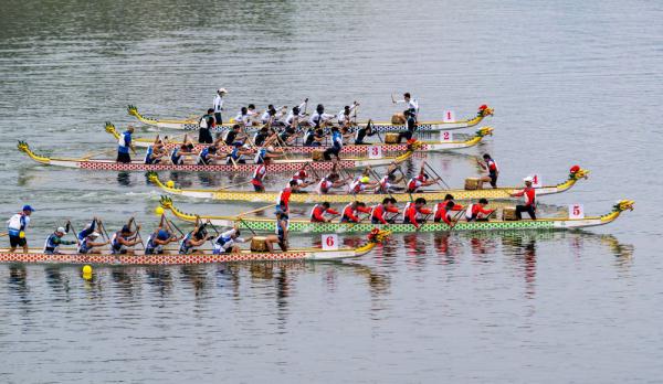 各地多彩民俗迎端午