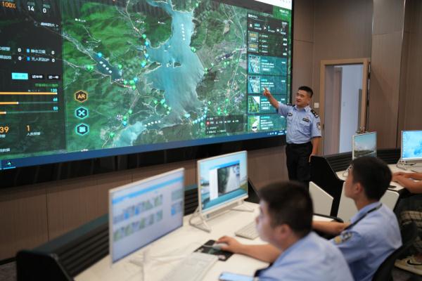 “千万工程”调研行丨浙江湖州:山区小镇的“美丽逆袭” “千万工程”调研行丨浙江湖州:山区小镇的“美丽逆袭”