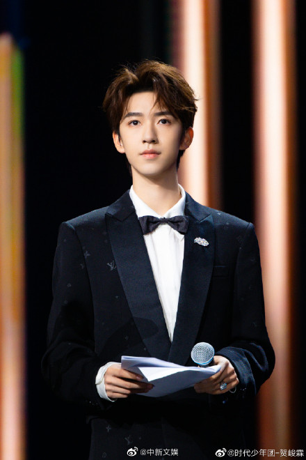 私生追贺峻霖到教室涉嫌侵权