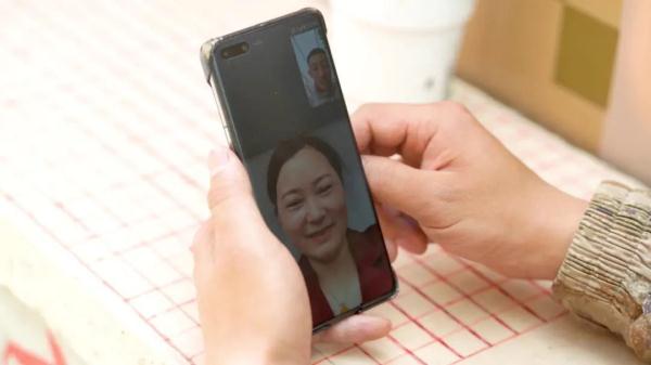 4年没回家！喀喇昆仑战士一口吃出妈妈包的粽子