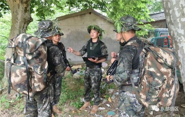 关注｜20公里战斗体能拉练，开拔！