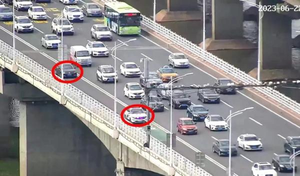 “手臂被机器割断，急需转院手术……”哈尔滨交警紧急护送断臂男子就医