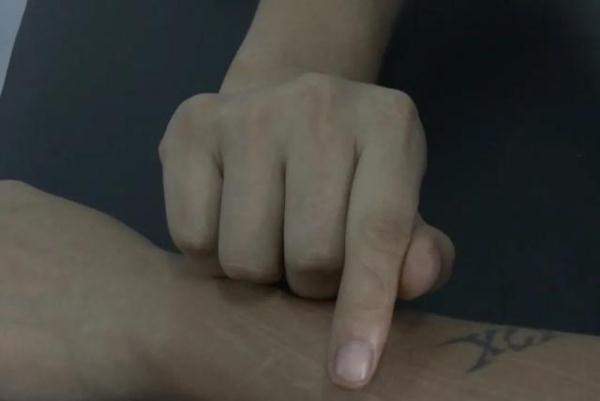 目睹“生割腰子”、手指险被砍断……缅北逃回男子自述