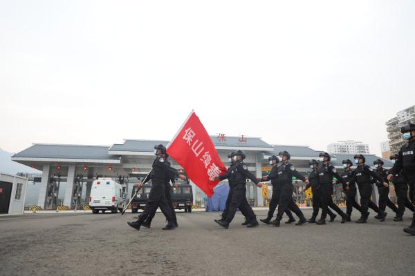 平均每天缴获1斤毒品！致敬不能露面的缉毒英雄