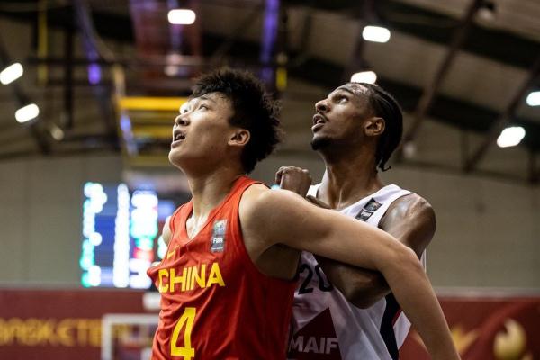U19男篮世界杯赛中国队首战负于法国队